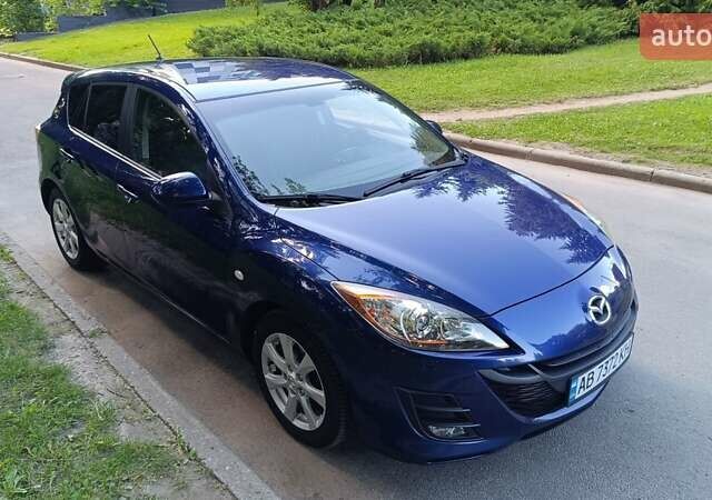 Синій Мазда 3, об'ємом двигуна 1.6 л та пробігом 227 тис. км за 6600 $, фото 1 на Automoto.ua
