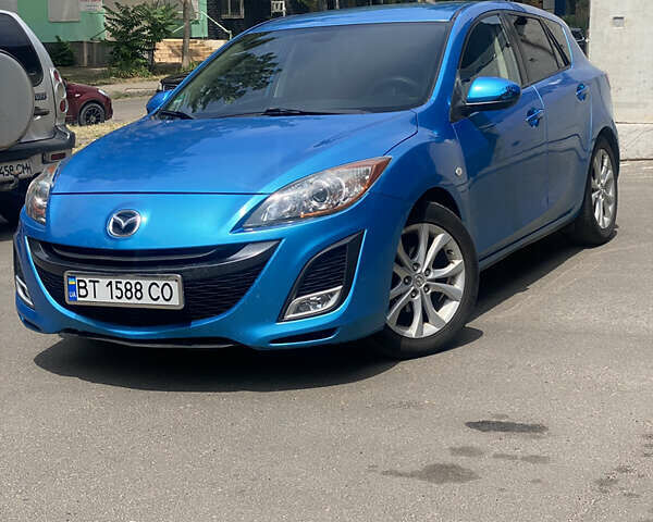Синий Мазда 3, объемом двигателя 1.56 л и пробегом 286 тыс. км за 4999 $, фото 1 на Automoto.ua