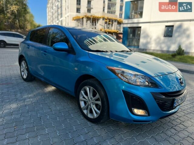 Синий Мазда 3, объемом двигателя 1.56 л и пробегом 202 тыс. км за 4500 $, фото 1 на Automoto.ua