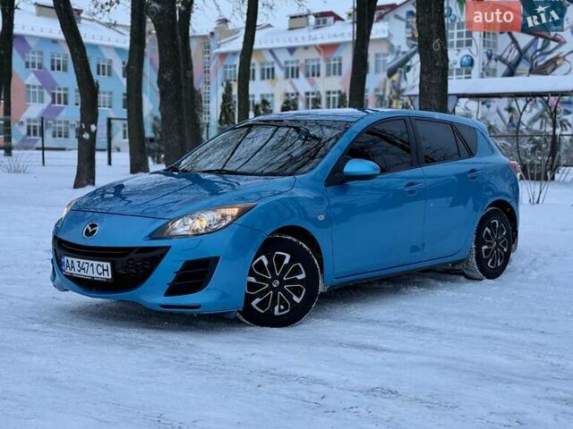 Синій Мазда 3, об'ємом двигуна 1.6 л та пробігом 227 тис. км за 7500 $, фото 1 на Automoto.ua
