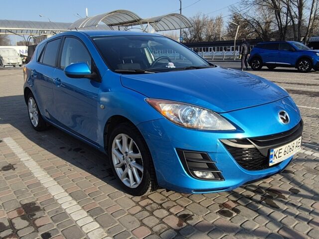 Синий Мазда 3, объемом двигателя 1.6 л и пробегом 223 тыс. км за 7800 $, фото 1 на Automoto.ua