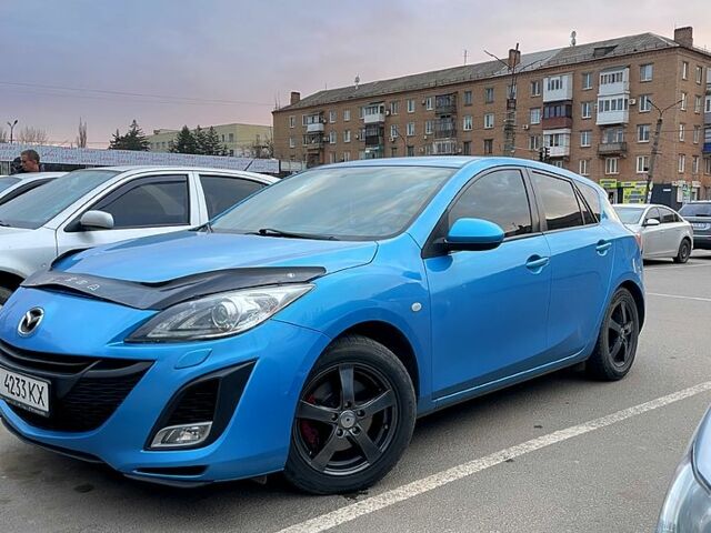 Синій Мазда 3, об'ємом двигуна 2.2 л та пробігом 190 тис. км за 6650 $, фото 1 на Automoto.ua
