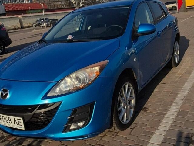Синий Мазда 3, объемом двигателя 1.6 л и пробегом 223 тыс. км за 7000 $, фото 1 на Automoto.ua