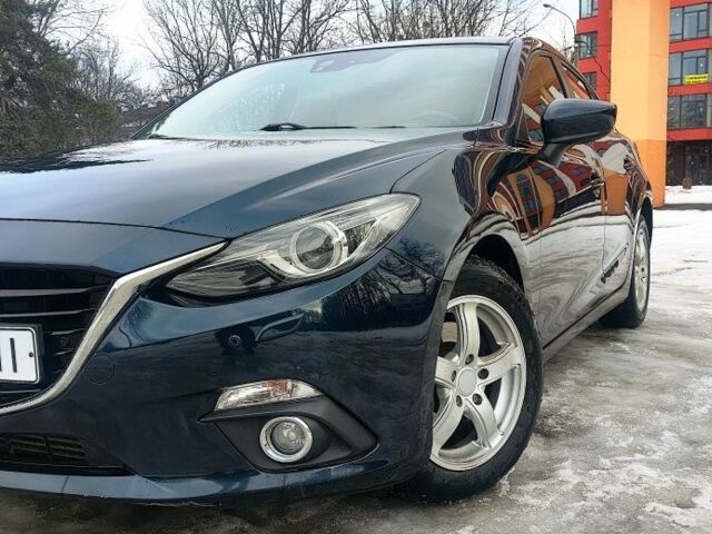 Синій Мазда 3, об'ємом двигуна 2.2 л та пробігом 235 тис. км за 9100 $, фото 1 на Automoto.ua