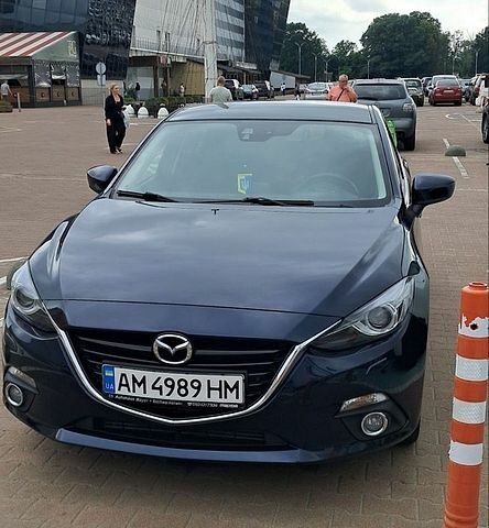 Синий Мазда 3, объемом двигателя 2.2 л и пробегом 259 тыс. км за 10900 $, фото 1 на Automoto.ua