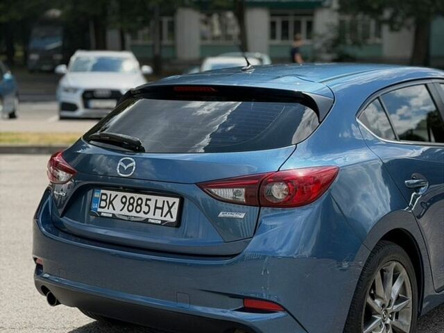 Синій Мазда 3, об'ємом двигуна 2.5 л та пробігом 114 тис. км за 13500 $, фото 1 на Automoto.ua