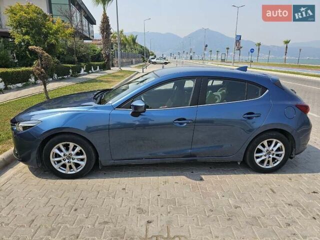 Синий Мазда 3, объемом двигателя 1.5 л и пробегом 86 тыс. км за 15600 $, фото 1 на Automoto.ua