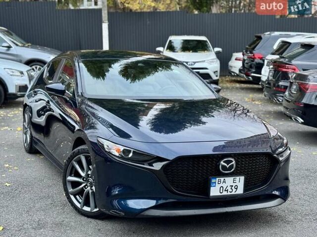 Мазда 3 2019 в Киеве на Automoto.ua Синий Мазда 3, объемом двигателя 2.5 л и пробегом 113 тыс. км за 16500 $, фото 1 на Automoto.ua