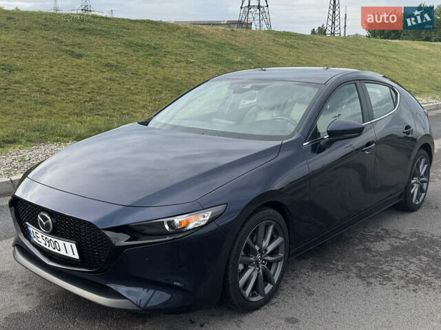 Синий Мазда 3, объемом двигателя 2.49 л и пробегом 99 тыс. км за 16500 $, фото 1 на Automoto.ua