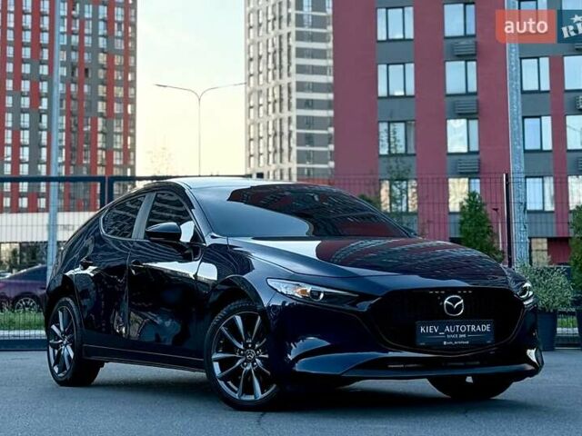 Синий Мазда 3, объемом двигателя 2.5 л и пробегом 16 тыс. км за 14300 $, фото 1 на Automoto.ua