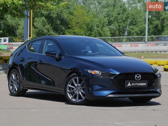 Синий Мазда 3, объемом двигателя 2.49 л и пробегом 75 тыс. км за 17950 $, фото 1 на Automoto.ua