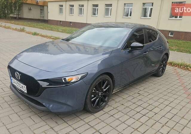 Синий Мазда 3, объемом двигателя 2.5 л и пробегом 25 тыс. км за 19500 $, фото 1 на Automoto.ua