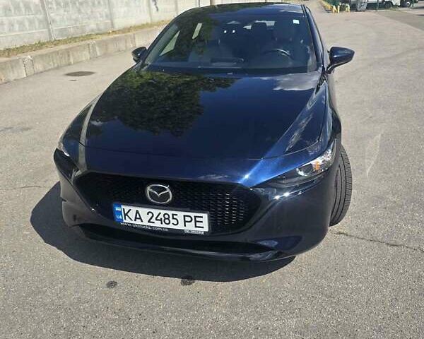 Синий Мазда 3, объемом двигателя 2.5 л и пробегом 17 тыс. км за 21850 $, фото 1 на Automoto.ua