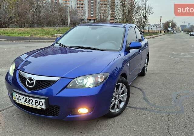 Синій Мазда 3, об'ємом двигуна 1.6 л та пробігом 162 тис. км за 5499 $, фото 1 на Automoto.ua