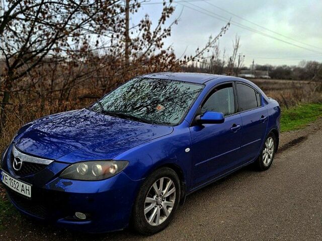 Синий Мазда 3, объемом двигателя 1.6 л и пробегом 283 тыс. км за 4800 $, фото 1 на Automoto.ua