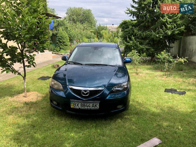 Синий Мазда 3, объемом двигателя 1.6 л и пробегом 90 тыс. км за 5000 $, фото 1 на Automoto.ua