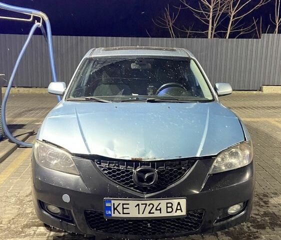 Синій Мазда 3, об'ємом двигуна 1.6 л та пробігом 252 тис. км за 4400 $, фото 1 на Automoto.ua