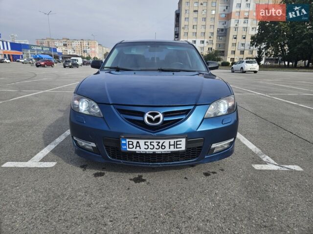Синий Мазда 3, объемом двигателя 2 л и пробегом 301 тыс. км за 5100 $, фото 1 на Automoto.ua