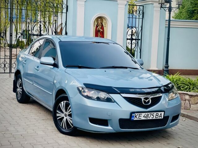 Синий Мазда 3, объемом двигателя 1.6 л и пробегом 196 тыс. км за 4500 $, фото 1 на Automoto.ua