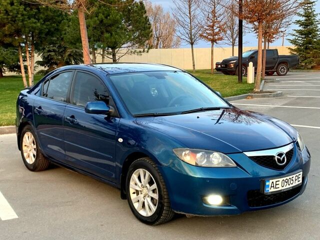 Синий Мазда 3, объемом двигателя 1.6 л и пробегом 285 тыс. км за 4750 $, фото 1 на Automoto.ua