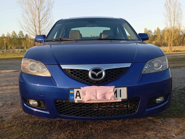 Синий Мазда 3, объемом двигателя 1.6 л и пробегом 245 тыс. км за 4600 $, фото 1 на Automoto.ua