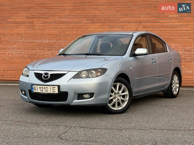Мазда 3 2008 у Києві на Automoto.ua Синій Мазда 3, об'ємом двигуна 1.6 л та пробігом 279 тис. км за 5700 $, фото 1 на Automoto.ua