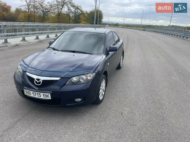 Синий Мазда 3, объемом двигателя 1.6 л и пробегом 187 тыс. км за 6100 $, фото 1 на Automoto.ua