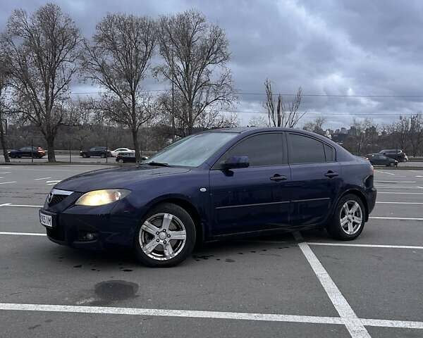 Синій Мазда 3, об'ємом двигуна 2 л та пробігом 239 тис. км за 5400 $, фото 1 на Automoto.ua