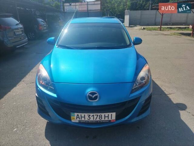 Синий Мазда 3, объемом двигателя 1.6 л и пробегом 43 тыс. км за 10200 $, фото 1 на Automoto.ua