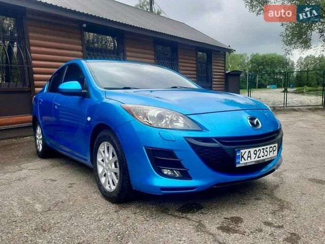 Синий Мазда 3, объемом двигателя 1.6 л и пробегом 148 тыс. км за 9300 $, фото 1 на Automoto.ua