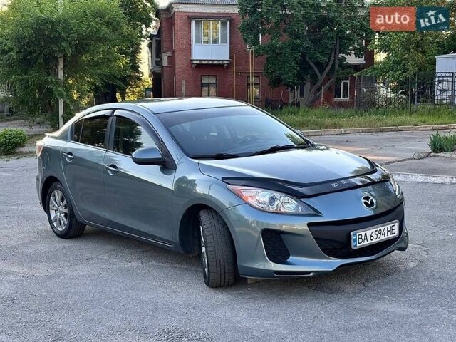 Синій Мазда 3, об'ємом двигуна 2 л та пробігом 165 тис. км за 8000 $, фото 1 на Automoto.ua