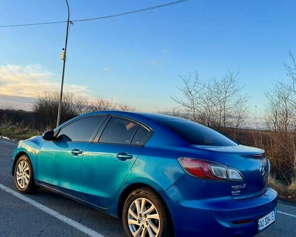 Синий Мазда 3, объемом двигателя 2 л и пробегом 256 тыс. км за 7000 $, фото 1 на Automoto.ua