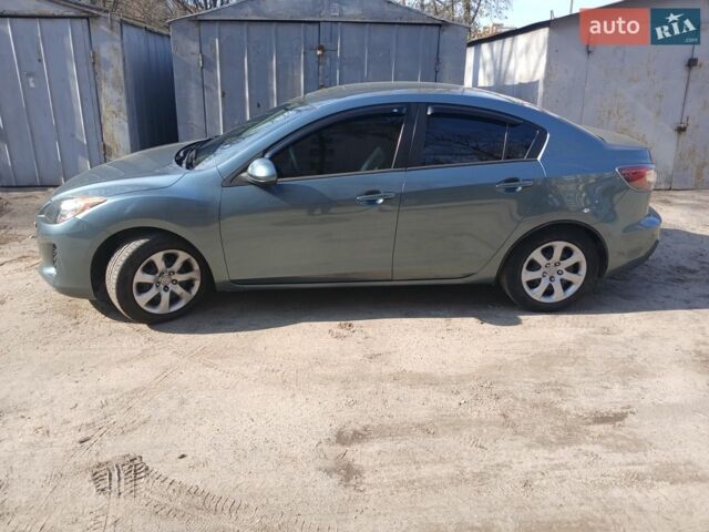Синий Мазда 3, объемом двигателя 2 л и пробегом 155 тыс. км за 8000 $, фото 1 на Automoto.ua