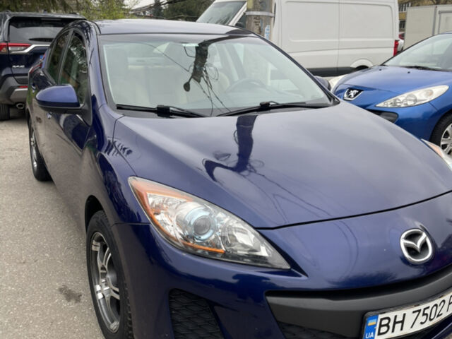 Синий Мазда 3, объемом двигателя 2 л и пробегом 212 тыс. км за 7500 $, фото 1 на Automoto.ua