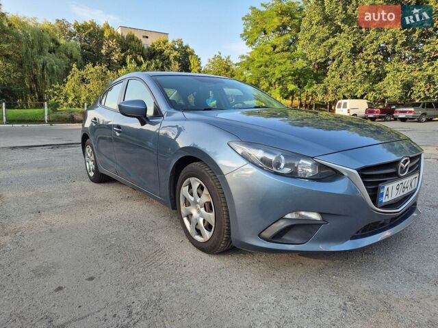 Синий Мазда 3, объемом двигателя 2 л и пробегом 300 тыс. км за 11200 $, фото 1 на Automoto.ua