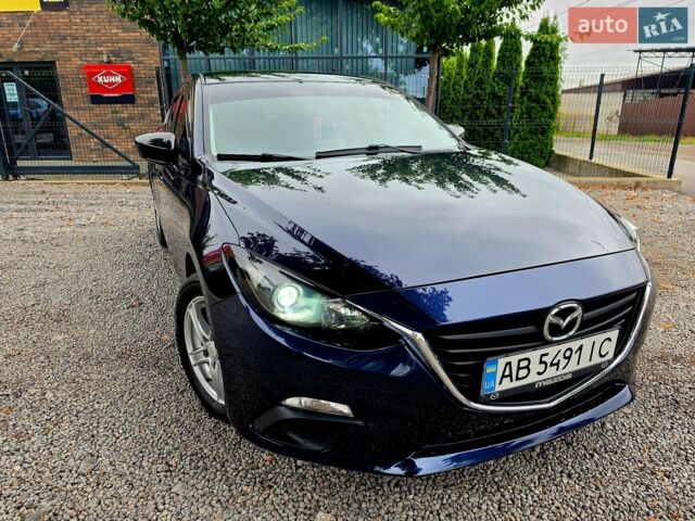 Синий Мазда 3, объемом двигателя 2 л и пробегом 225 тыс. км за 9999 $, фото 1 на Automoto.ua