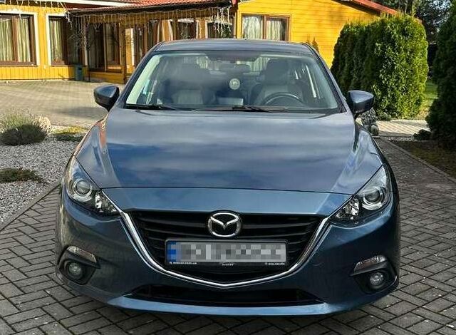Синий Мазда 3, объемом двигателя 2 л и пробегом 135 тыс. км за 10950 $, фото 1 на Automoto.ua