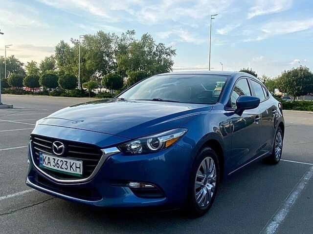 Синий Мазда 3, объемом двигателя 2 л и пробегом 146 тыс. км за 10000 $, фото 1 на Automoto.ua