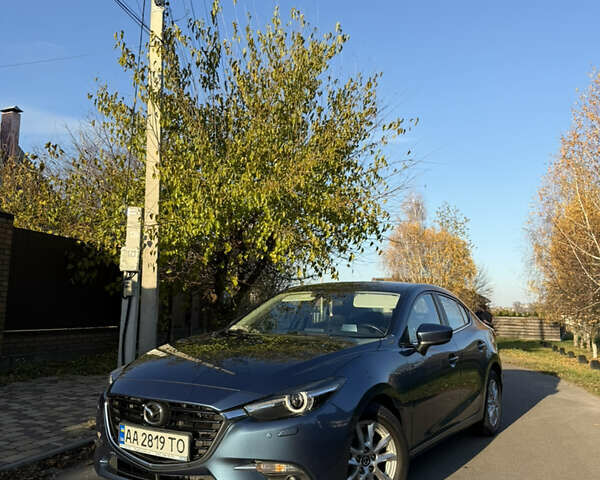 Синий Мазда 3, объемом двигателя 1.5 л и пробегом 77 тыс. км за 14700 $, фото 1 на Automoto.ua