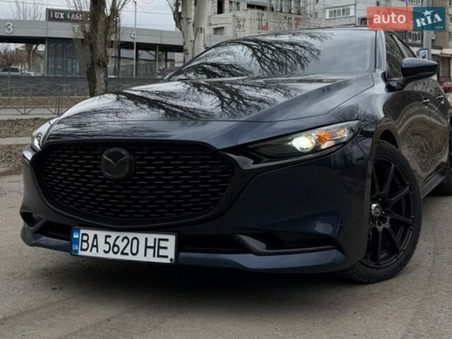 Синий Мазда 3, объемом двигателя 2.49 л и пробегом 100 тыс. км за 17500 $, фото 1 на Automoto.ua