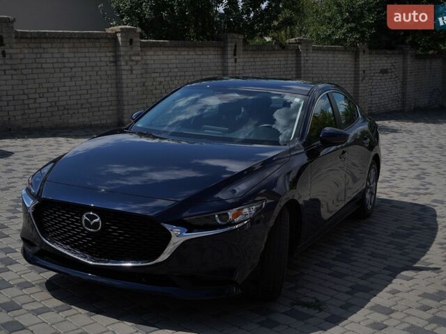 Синий Мазда 3, объемом двигателя 2.5 л и пробегом 9 тыс. км за 19500 $, фото 1 на Automoto.ua