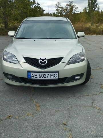 Зеленый Мазда 3, объемом двигателя 1.6 л и пробегом 179 тыс. км за 5799 $, фото 1 на Automoto.ua