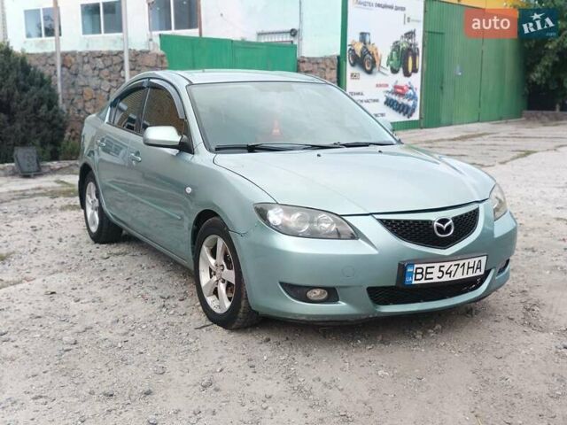 Зелений Мазда 3, об'ємом двигуна 1.6 л та пробігом 340 тис. км за 3850 $, фото 1 на Automoto.ua