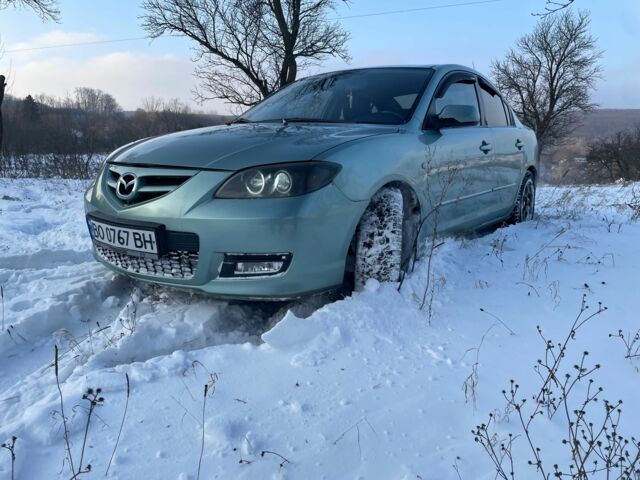Зеленый Мазда 3, объемом двигателя 1.6 л и пробегом 270 тыс. км за 2856 $, фото 1 на Automoto.ua