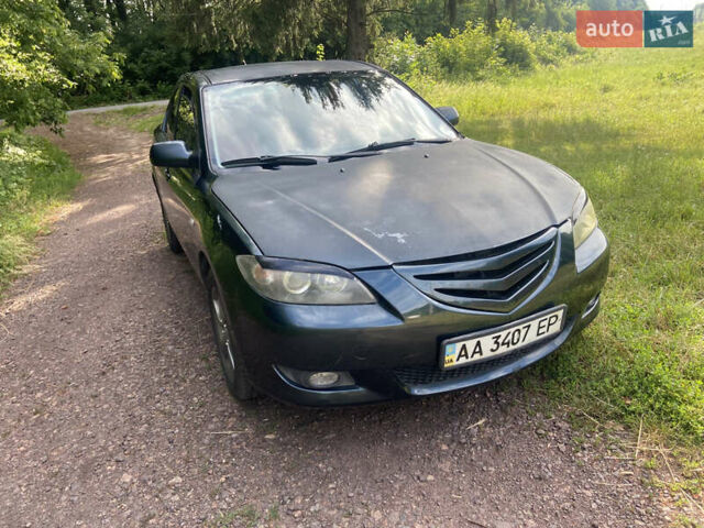 Зеленый Мазда 3, объемом двигателя 1.6 л и пробегом 230 тыс. км за 2999 $, фото 1 на Automoto.ua