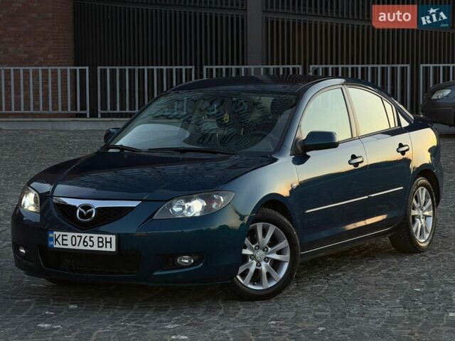 Зеленый Мазда 3, объемом двигателя 1.6 л и пробегом 170 тыс. км за 6200 $, фото 1 на Automoto.ua