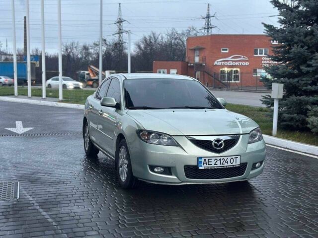 Зеленый Мазда 3, объемом двигателя 1.6 л и пробегом 238 тыс. км за 5200 $, фото 1 на Automoto.ua