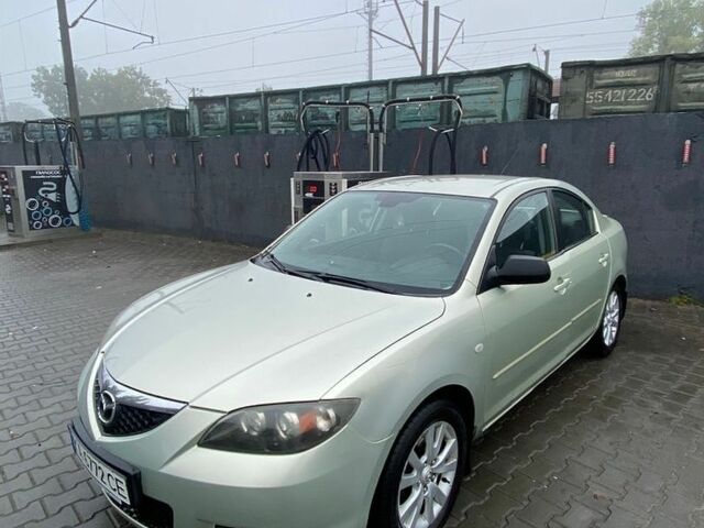Зелений Мазда 3, об'ємом двигуна 1.6 л та пробігом 179 тис. км за 4100 $, фото 1 на Automoto.ua