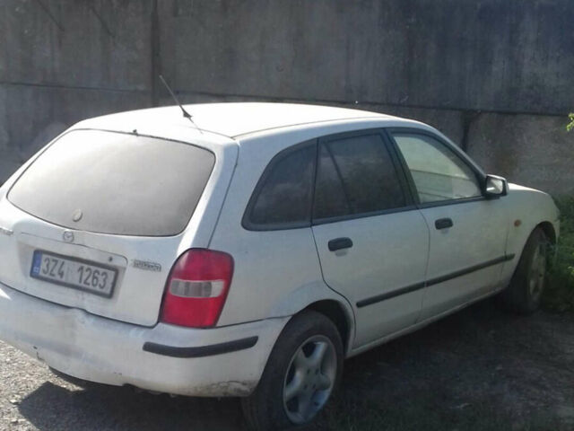 Білий Мазда 323, об'ємом двигуна 1.5 л та пробігом 250 тис. км за 650 $, фото 1 на Automoto.ua