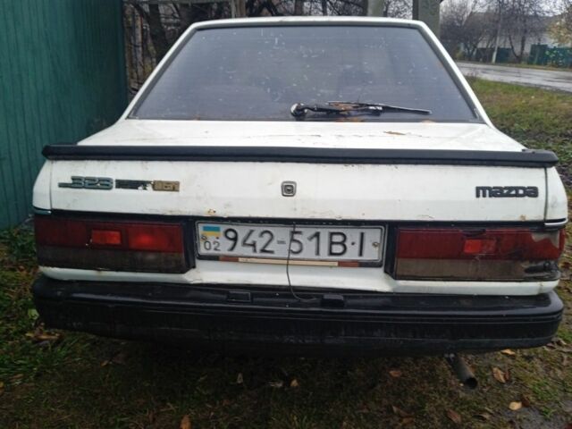 Білий Мазда 323, об'ємом двигуна 1.6 л та пробігом 50 тис. км за 271 $, фото 1 на Automoto.ua